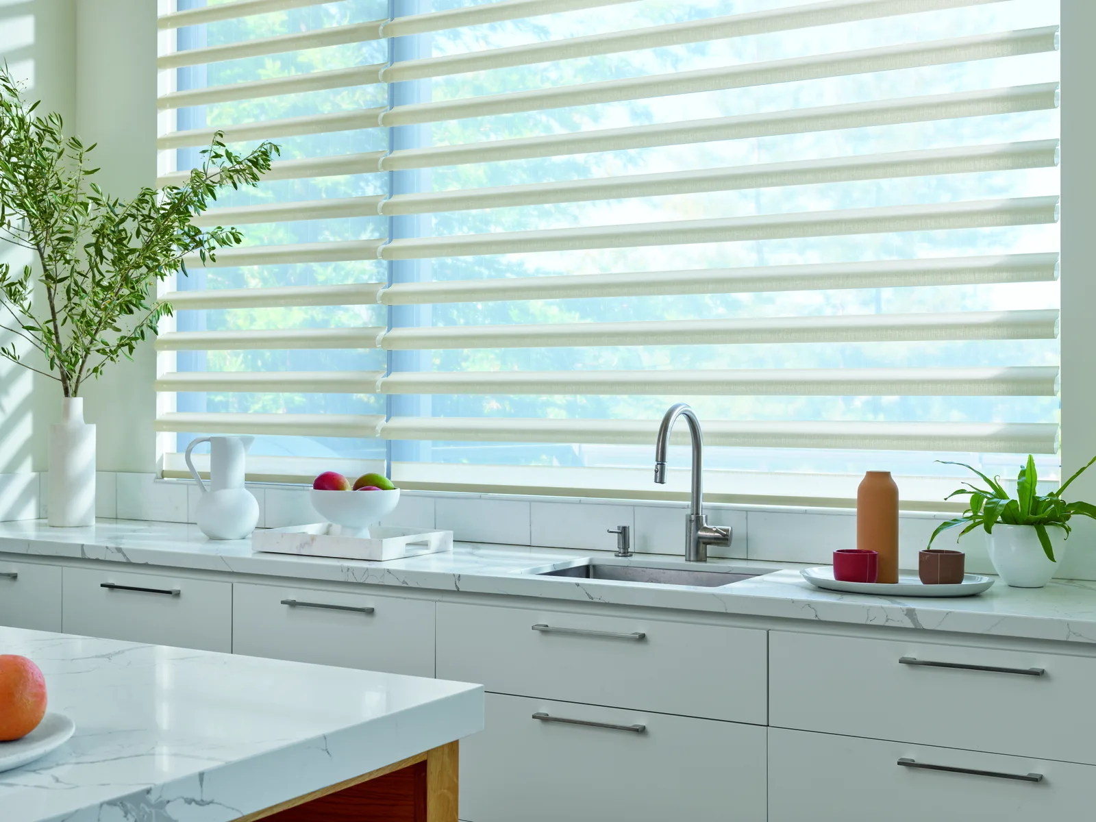 Pirouette Shadings kitchen